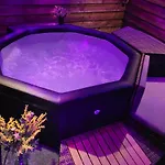 Vendégház Merlot, Piscine Et Spa, Proche St Emilion Lugon et l’Ile du Carney