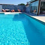 Vendégház Merlot, Piscine Et Spa, Proche St Emilion 4*