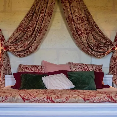 Casa de hóspedes Merlot, Piscine Et Spa, Proche St Emilion