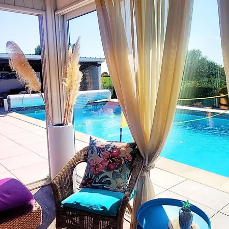 Merlot, Piscine Et Spa, Proche St Emilion